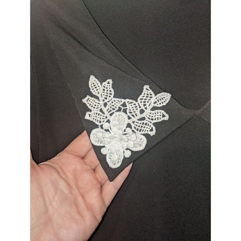 Zero‎ 2 Eight Black Blouse, Vintage-inspired Lace Applique Collar Size L - Picture 5 of 12